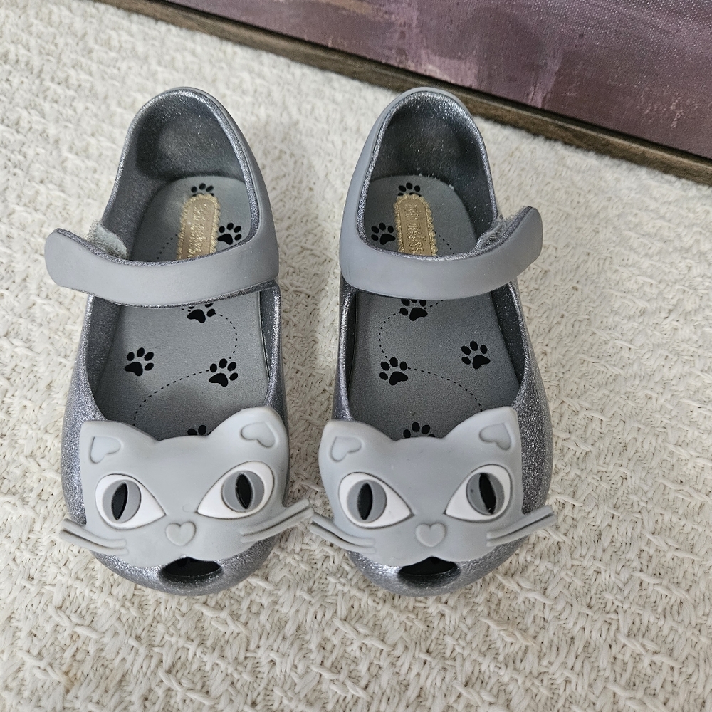 Mini Melissa Gray Cat Shoes Girls Size 7